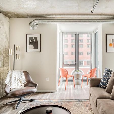 Mint House Minneapolis - Downtown West Экстерьер фото