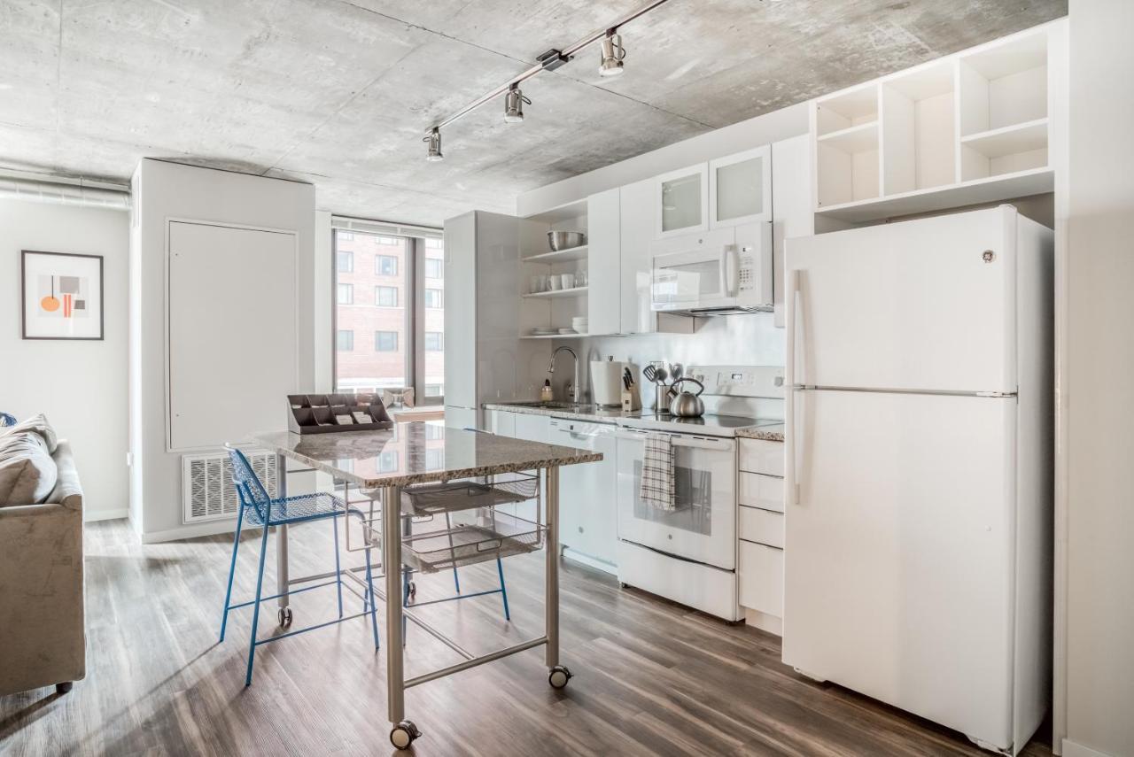 Mint House Minneapolis - Downtown West Экстерьер фото