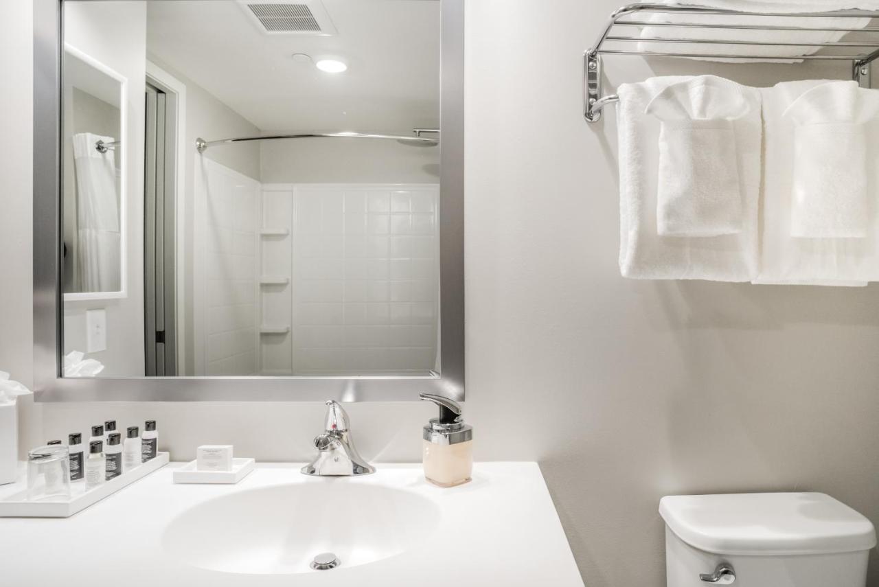 Mint House Minneapolis - Downtown West Экстерьер фото