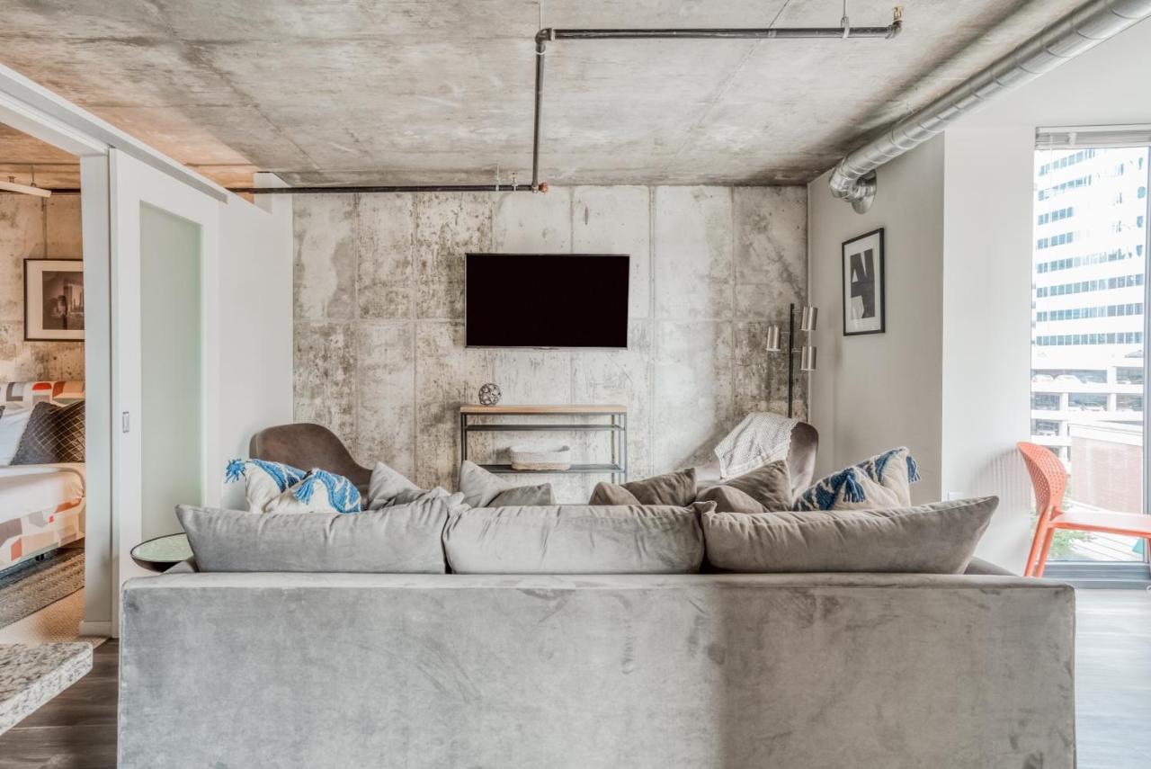 Mint House Minneapolis - Downtown West Экстерьер фото