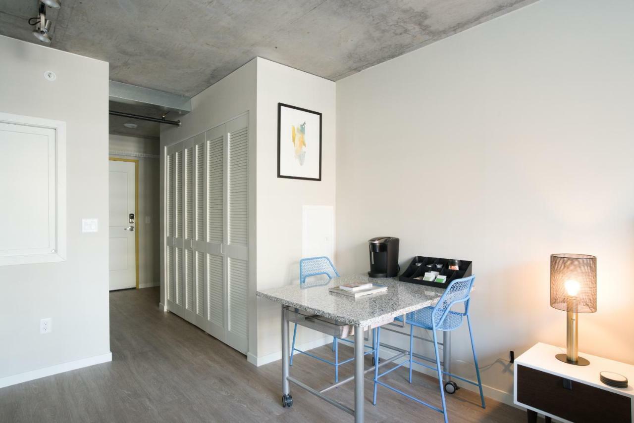 Mint House Minneapolis - Downtown West Экстерьер фото