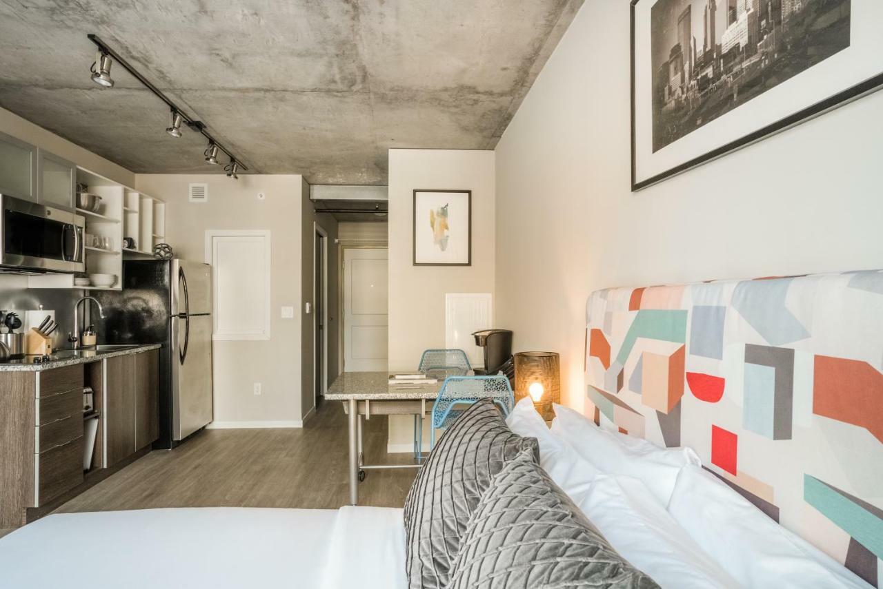 Mint House Minneapolis - Downtown West Экстерьер фото