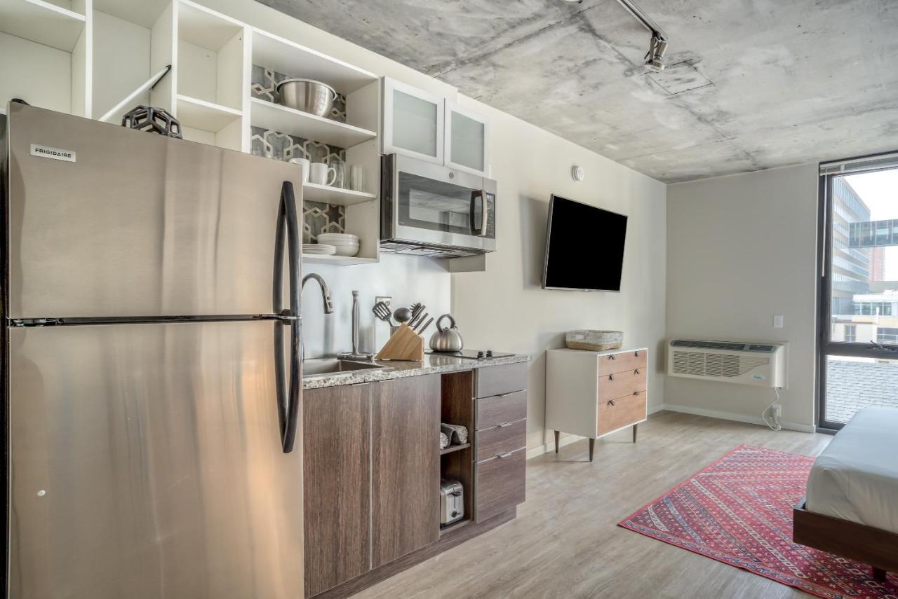 Mint House Minneapolis - Downtown West Экстерьер фото